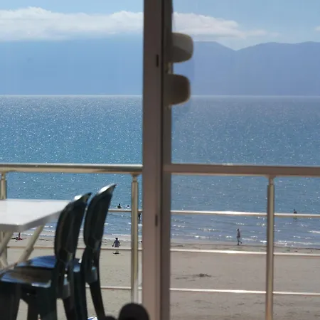 شقة Seaview فلورا